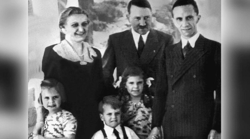 О чем договорились родственники гитлера. Смотреть фото О чем договорились родственники гитлера. Смотреть картинку О чем договорились родственники гитлера. Картинка про О чем договорились родственники гитлера. Фото О чем договорились родственники гитлера